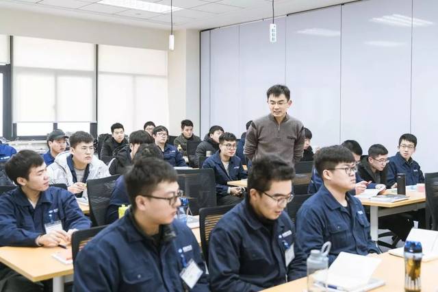 2019-2020年福耀智能工厂人才培训项目 | 工业机器人与计算机编程课程